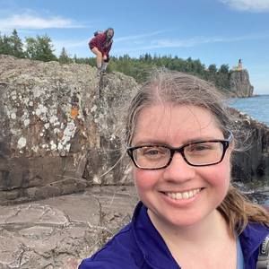 Meet your Posher, Amanda